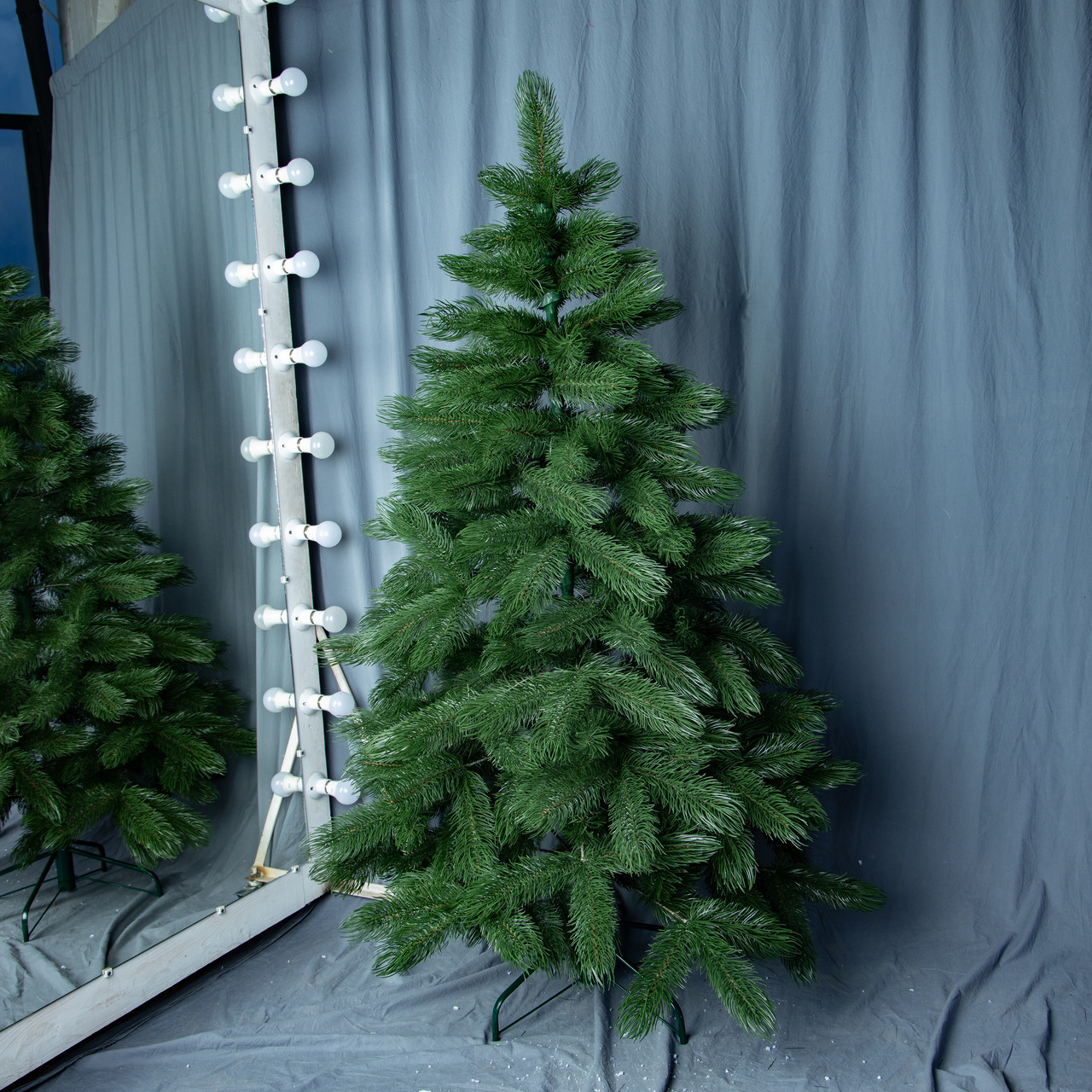 

Сосна литая искусственная 2,5 м зеленая