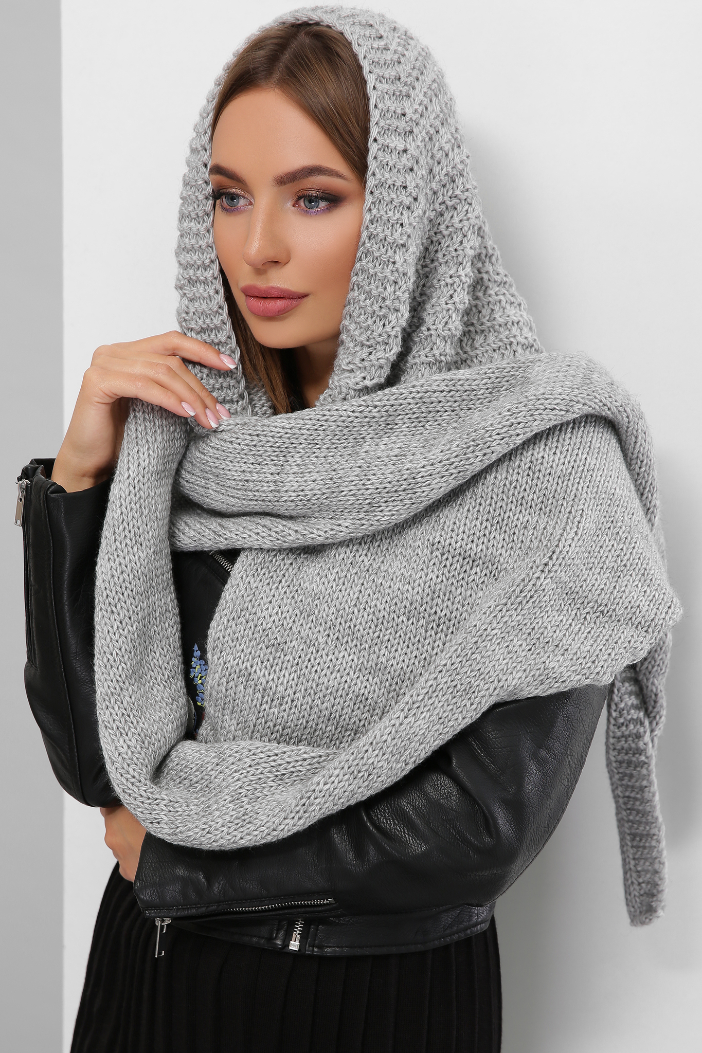 

Косинка жіноча в'язана Marse темно сірий 318