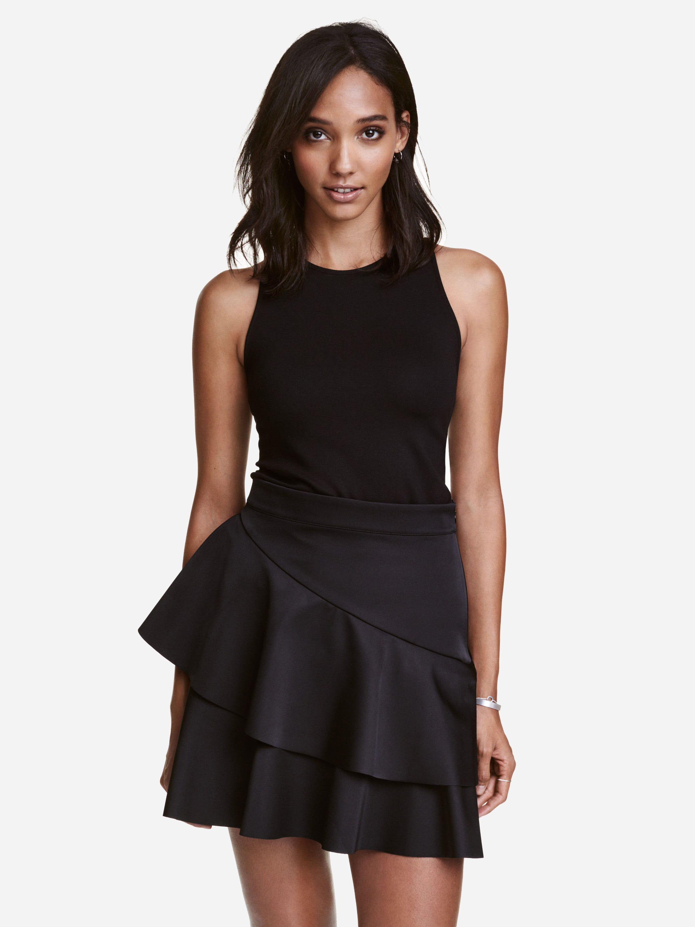 

Юбка H&M XAZ065936EHIM  Черная, Юбка H&M XAZ065936EHIM 40 Черная