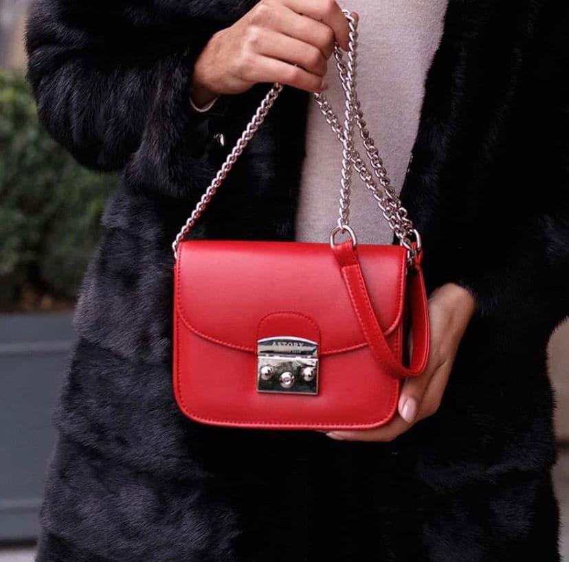 

Женский клатч Fashion Astory с двумя клапанами красный КА76