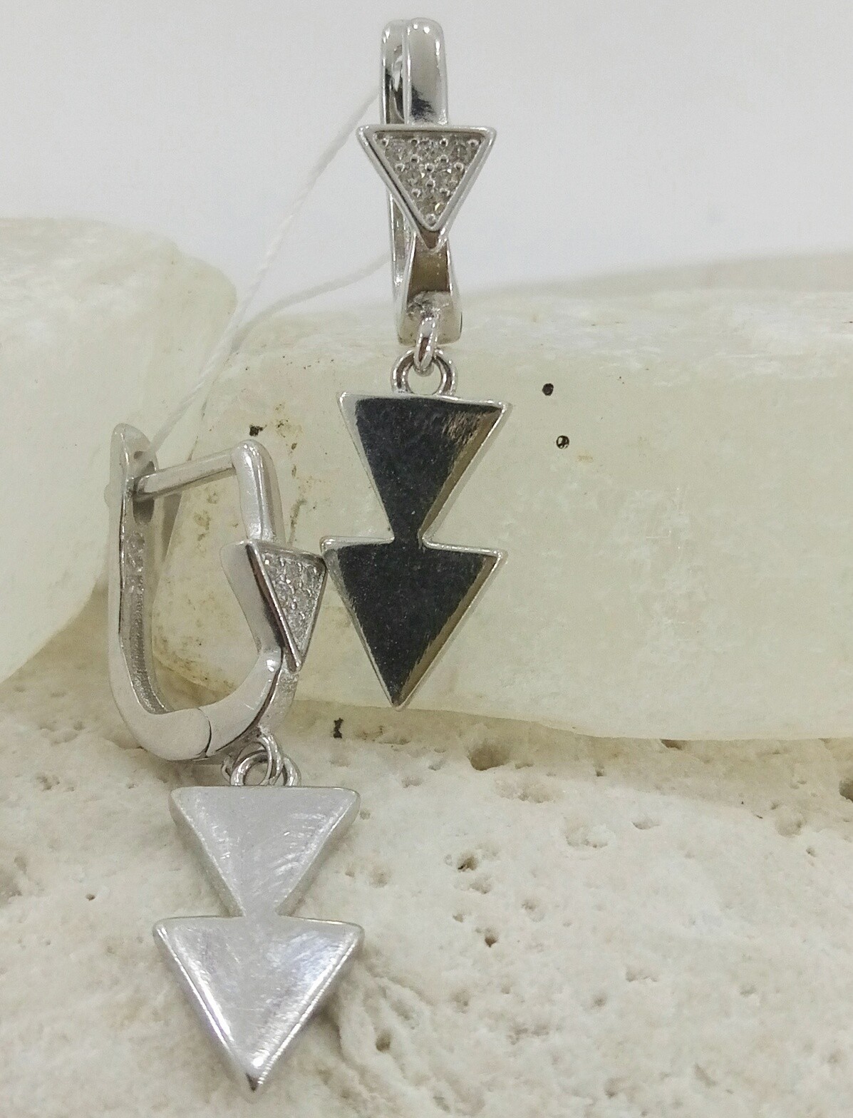 

Серьги из серебра с куб. цирконами (097102/145)