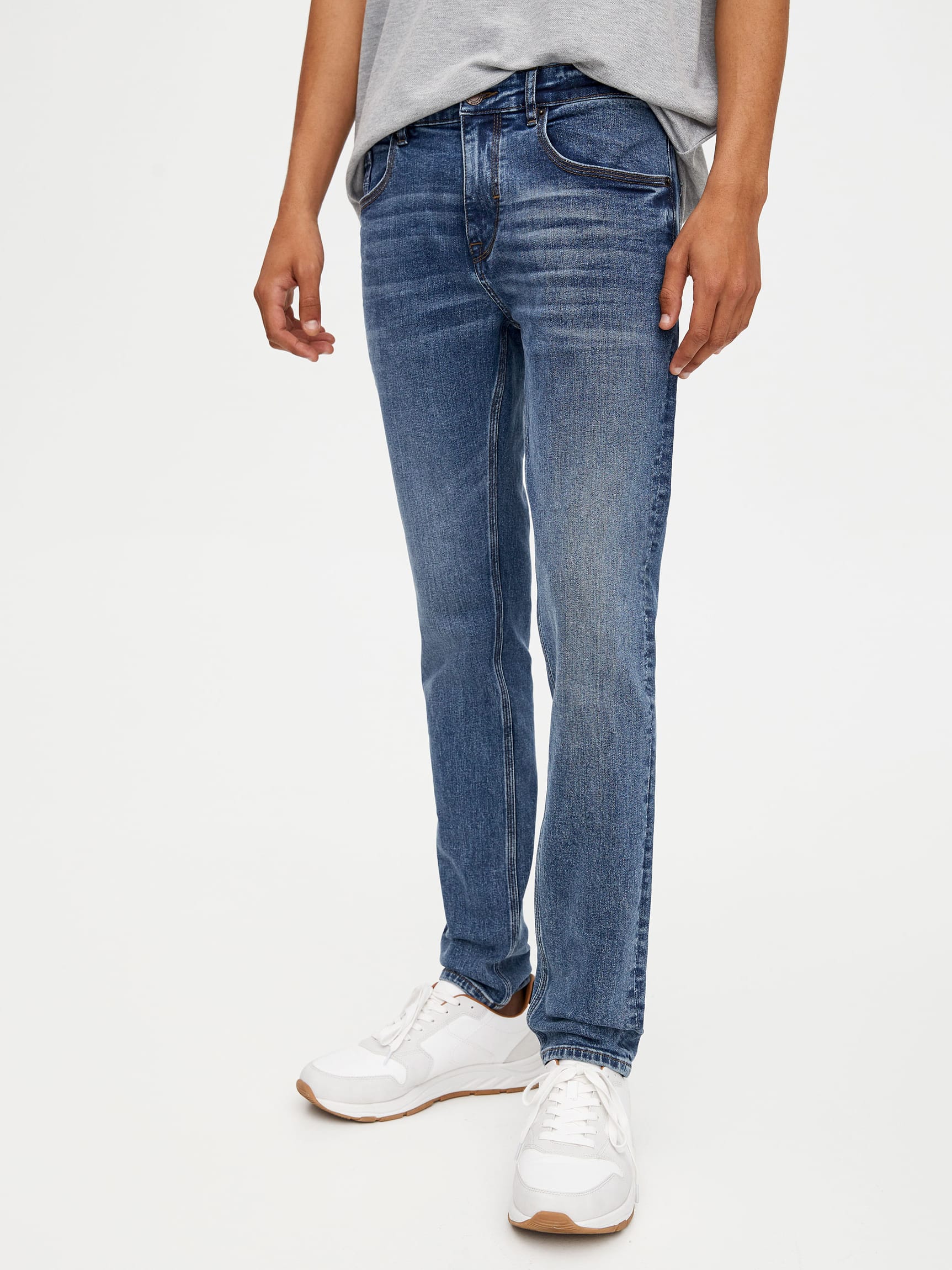 

Джинсы Pull & Bear 5683/553/427  Синие джинс, Джинсы Pull & Bear 5683/553/427 38 Синие джинс