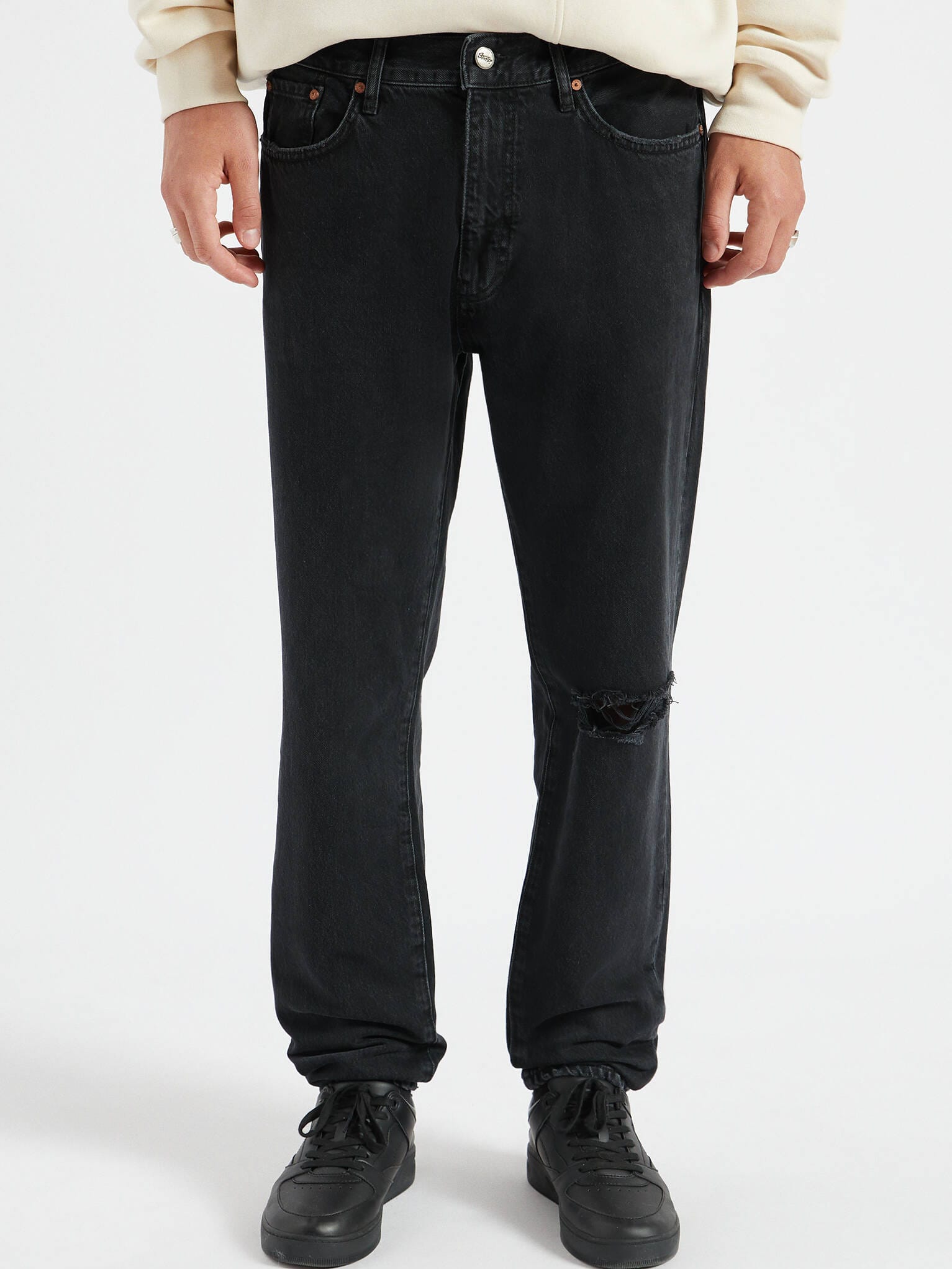 

Джинсы Pull & Bear 9689/509/833  Темно-серые джинс, Джинсы Pull & Bear 9689/509/833 44 Темно-серые джинс
