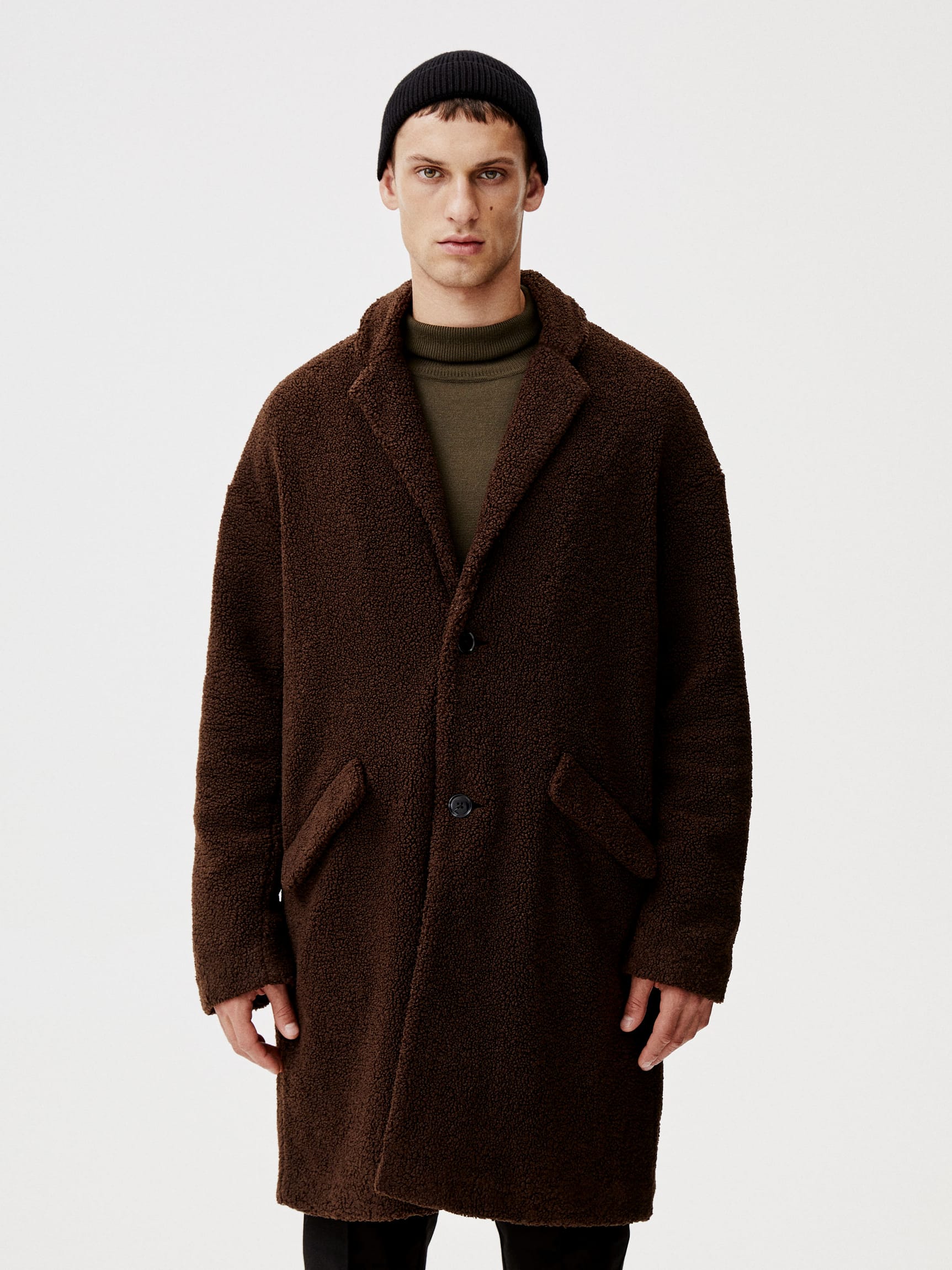 

Шуба Pull & Bear 9750/505/717 S Шоколадная
