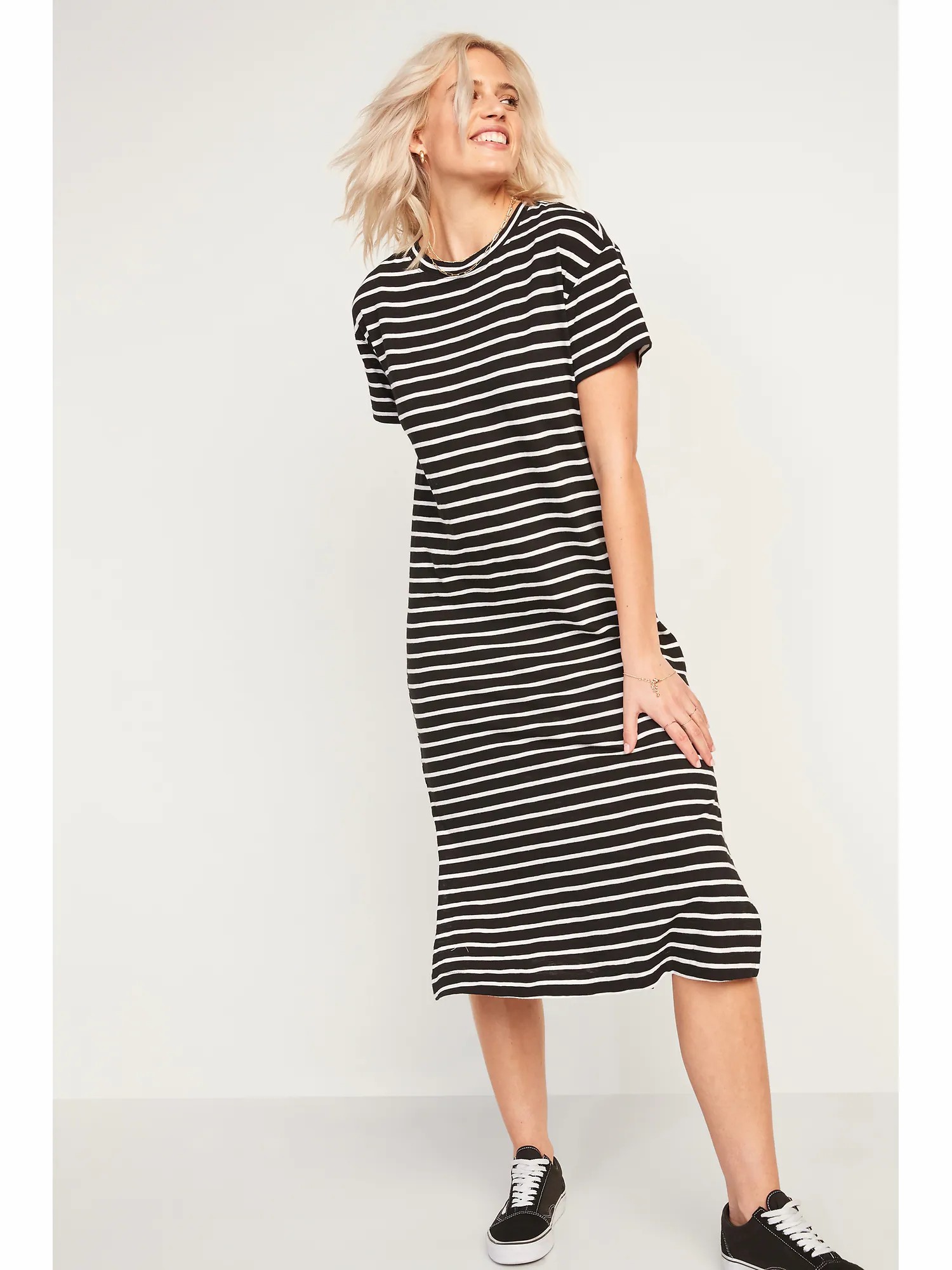 

Женское платье миди Old Navy в полоску 1159757610 (Белый/Черный, L)