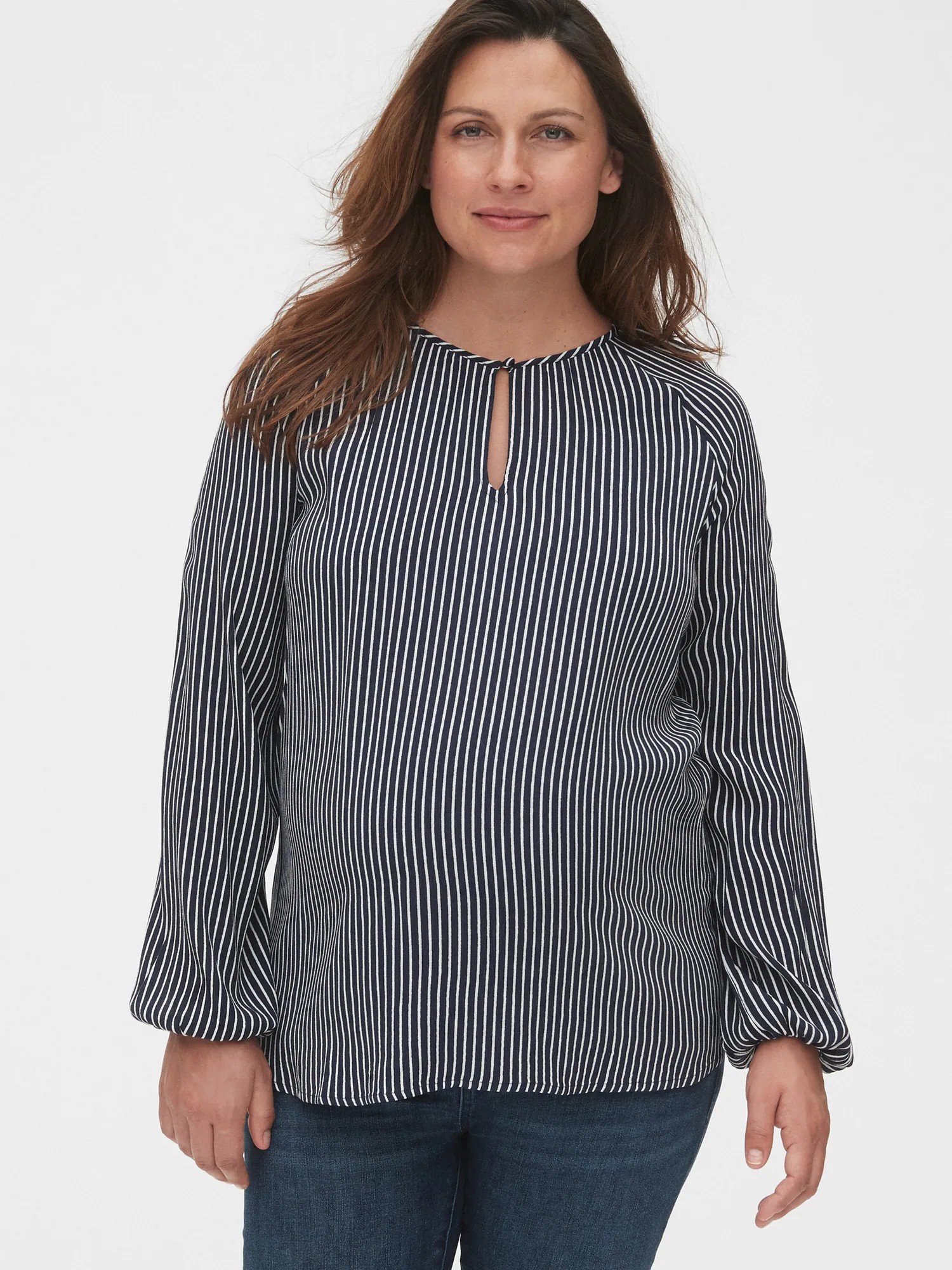 

Блузка для беременных GAP с длинным рукавом 1159757697 (Белый/Синий, XS)