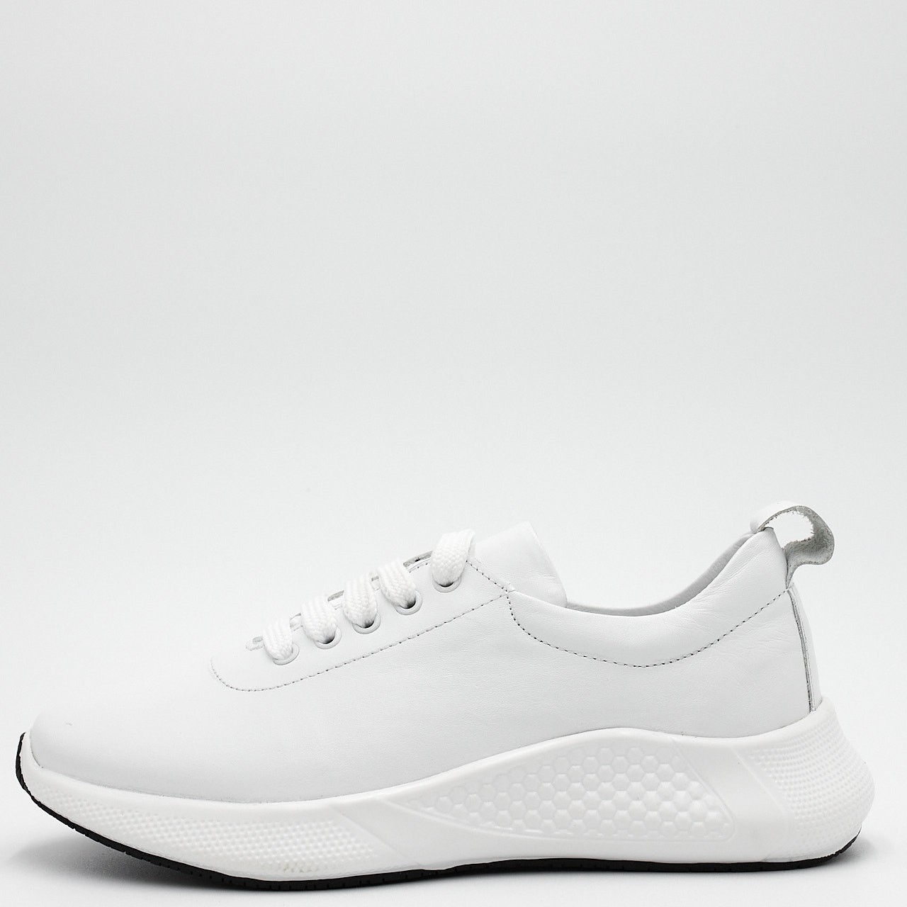 

Кроссовки женские Nod Trend 051175-1 39 белый