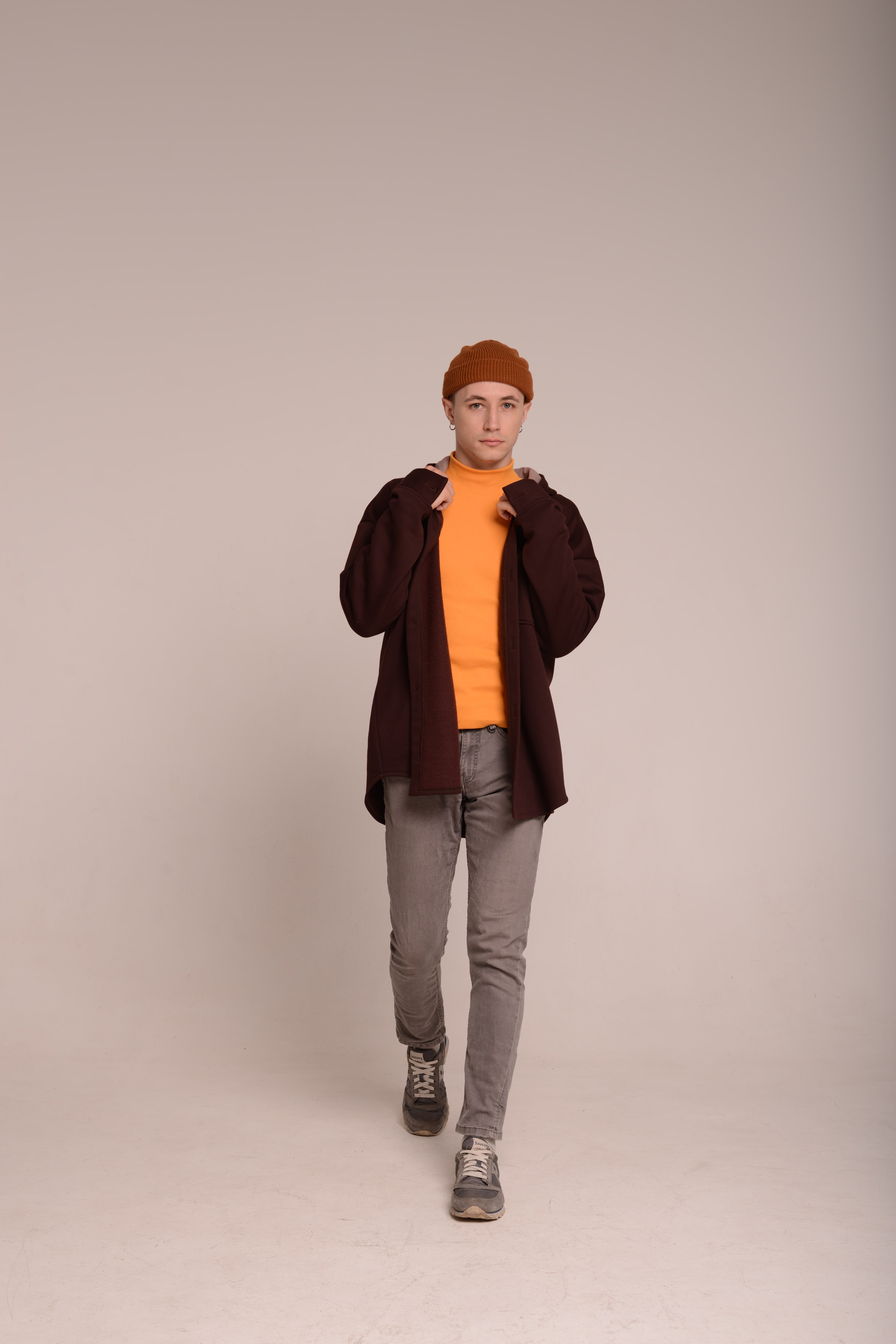 

Сорочка чоловіча by.galitskaya з капюшоном темно-коричнева L- (006SAG 0026, Сорочка чоловіча by.galitskaya з капюшоном темно-коричнева L-XL (006SAG 0026)