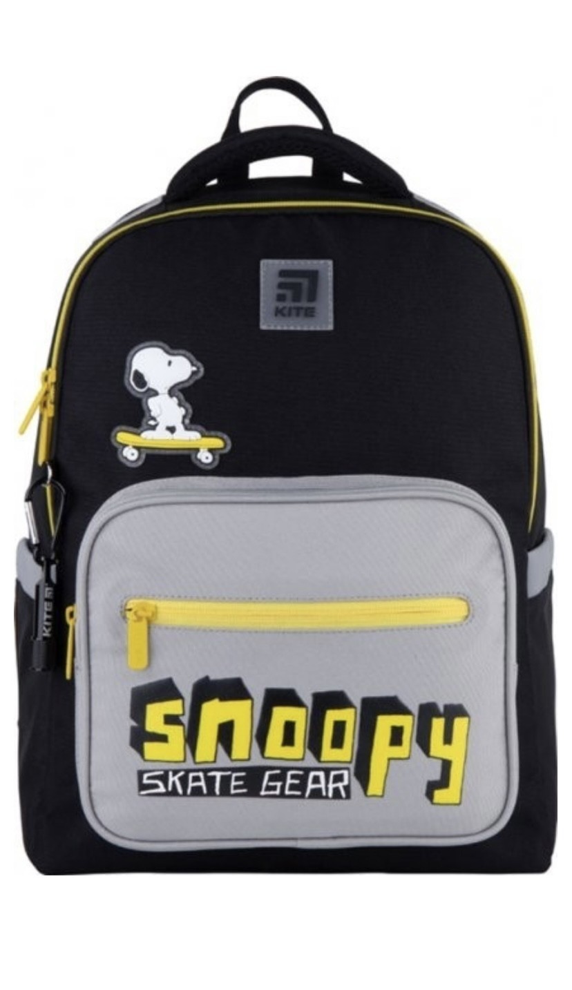 

Рюкзак Kite Education Peanuts Snoopy 770 г 38x27x13 см 14 л Черно-серый (SN21-770M-1)