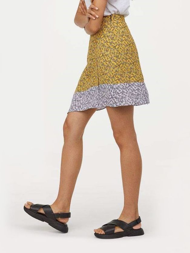 

Юбка H&M 771667002b42  Желтая, Юбка H&M 771667002b42 38 Желтая