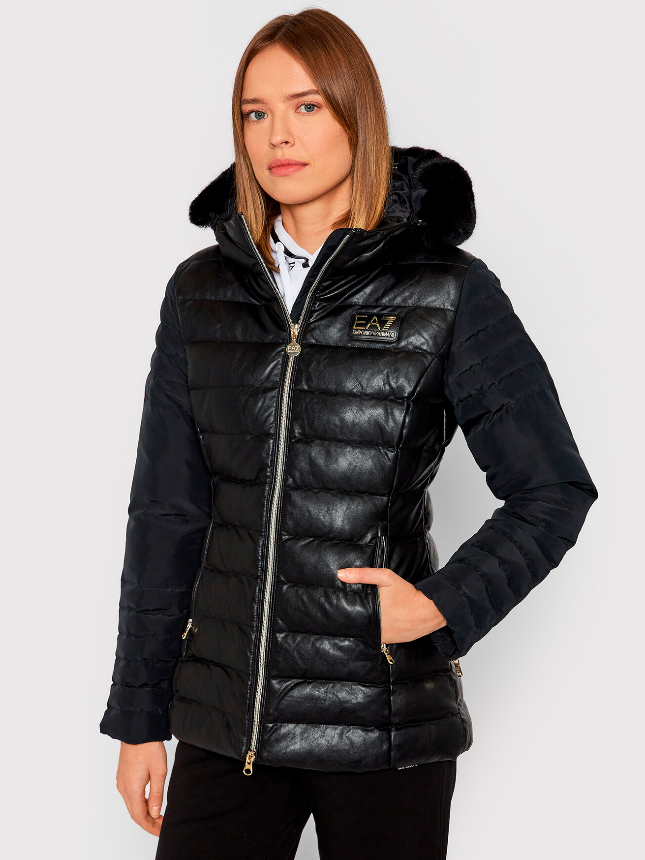 

Куртка EA7 Emporio Armani 6KTB15-TNH1Z-1200 M Черная