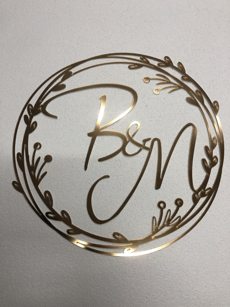 

Свадебная монограмма веточки с инициалами из зеркального пластика Manific Decor