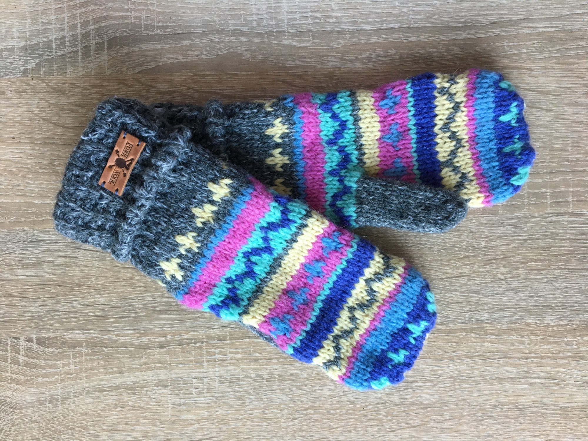 

Варежки PureWool Kristiе серый SC3401VК