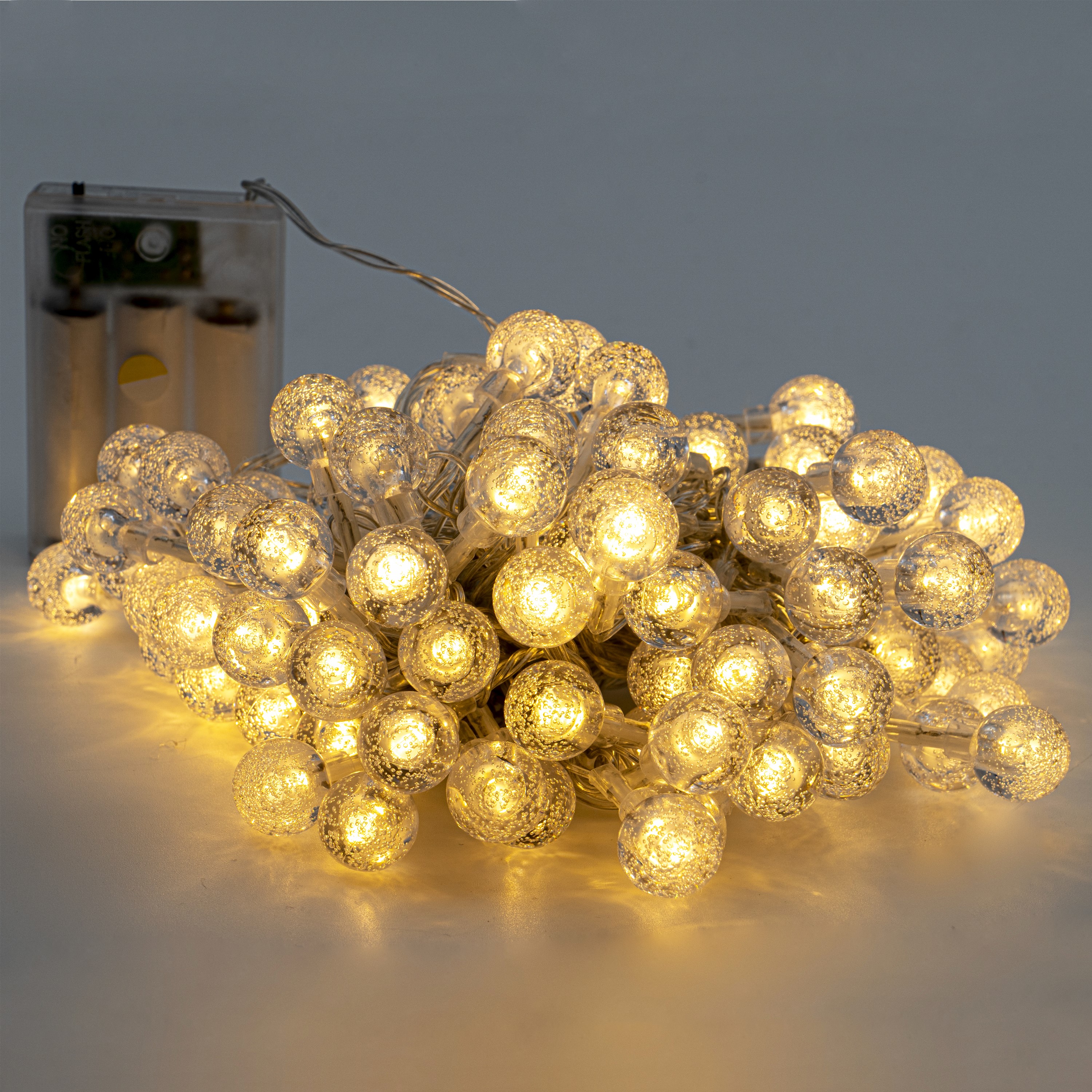 

Декоративная гирлянда Altalusse INL-2707B-80 Теплый 80 LED, 10 м, 1 режим, 3xAA (INL-2707B-80 Warm)