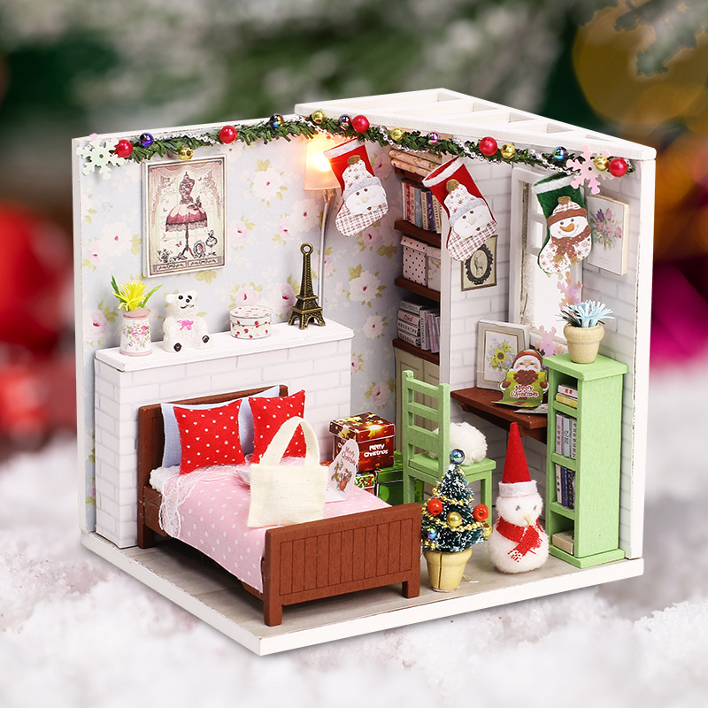 

3D Интерьерный конструктор DIY House Румбокс Know me craft Ночь перед Рождеством (M009)