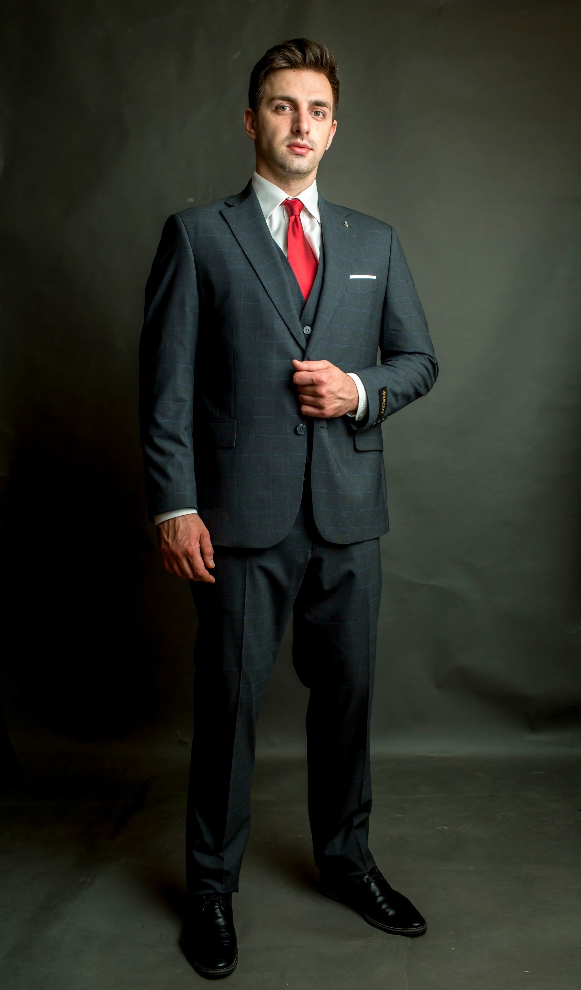 

Мужской костюм Smokin 1022 классический  р. темно-серый в клеточку, Мужской костюм Smokin 1022 классический 50 р. темно-серый в клеточку