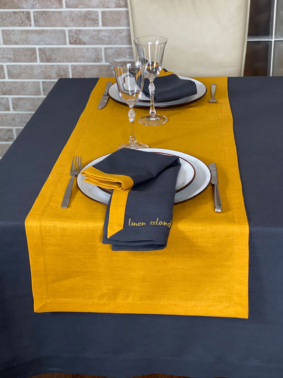 

Льняная скатерть-дорожка Раннер горчичный 40 x 300 см - linen island