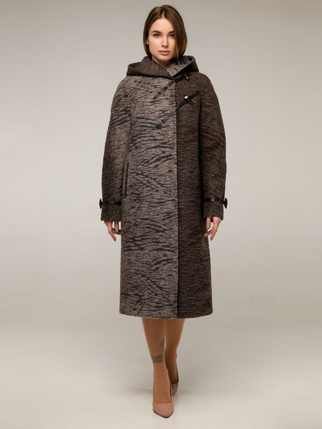 Акція на Пальто зимове довге з капюшоном жіноче Favoritti П-1287 Sanaz-C Тон 105 46 Рожеве з коричневим від Rozetka