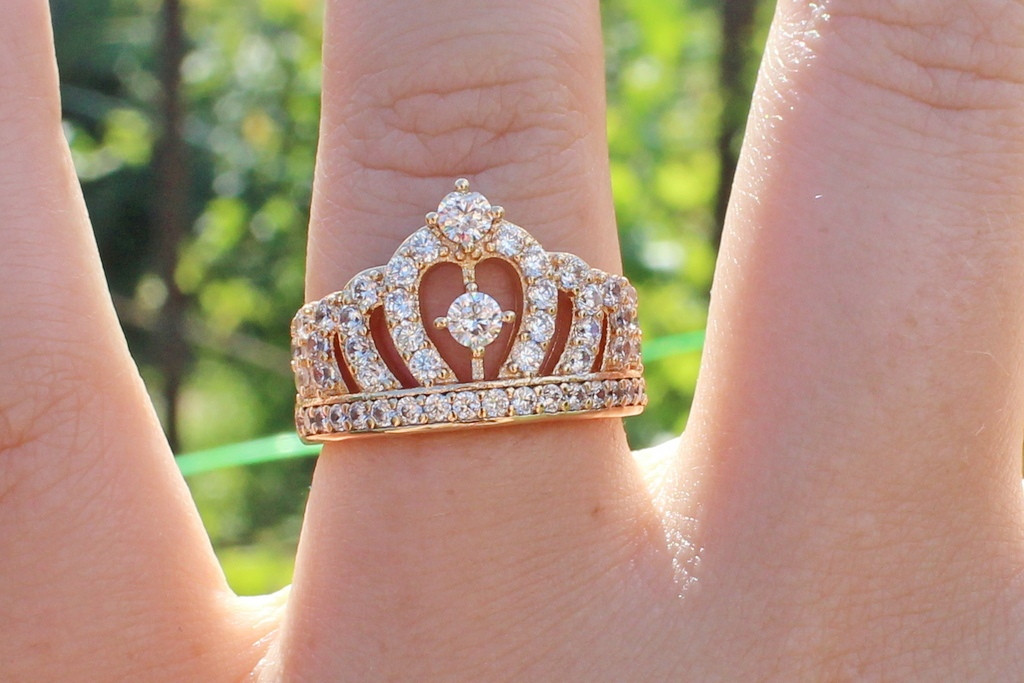 

Кольцо Xuping Jewelry царская корона р 19 золотистое