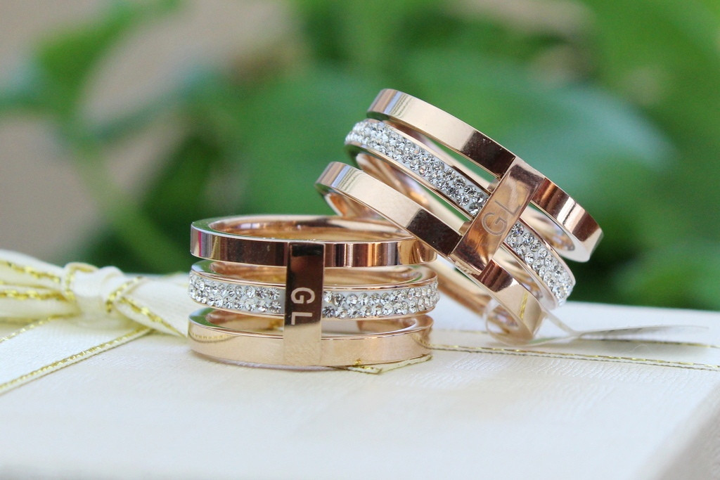 

Кольцо Xuping Jewelry GL тройное р 21 золотистое