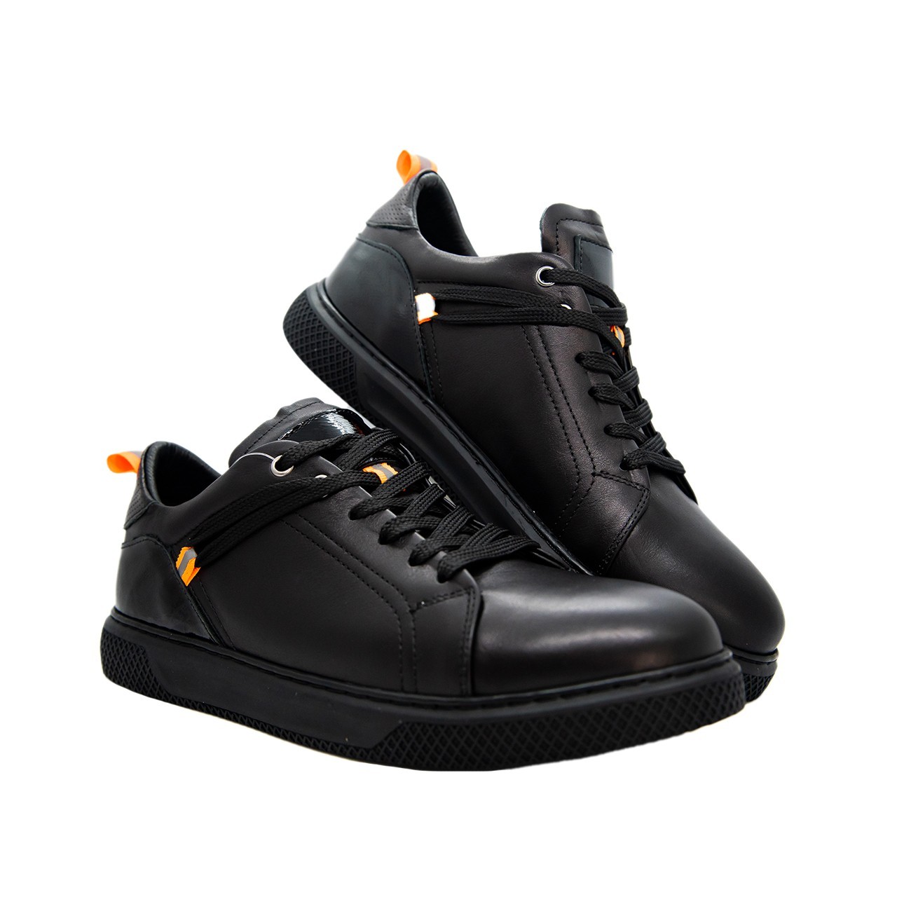 

Кроссовки Botti Gelo 30986 39 черные