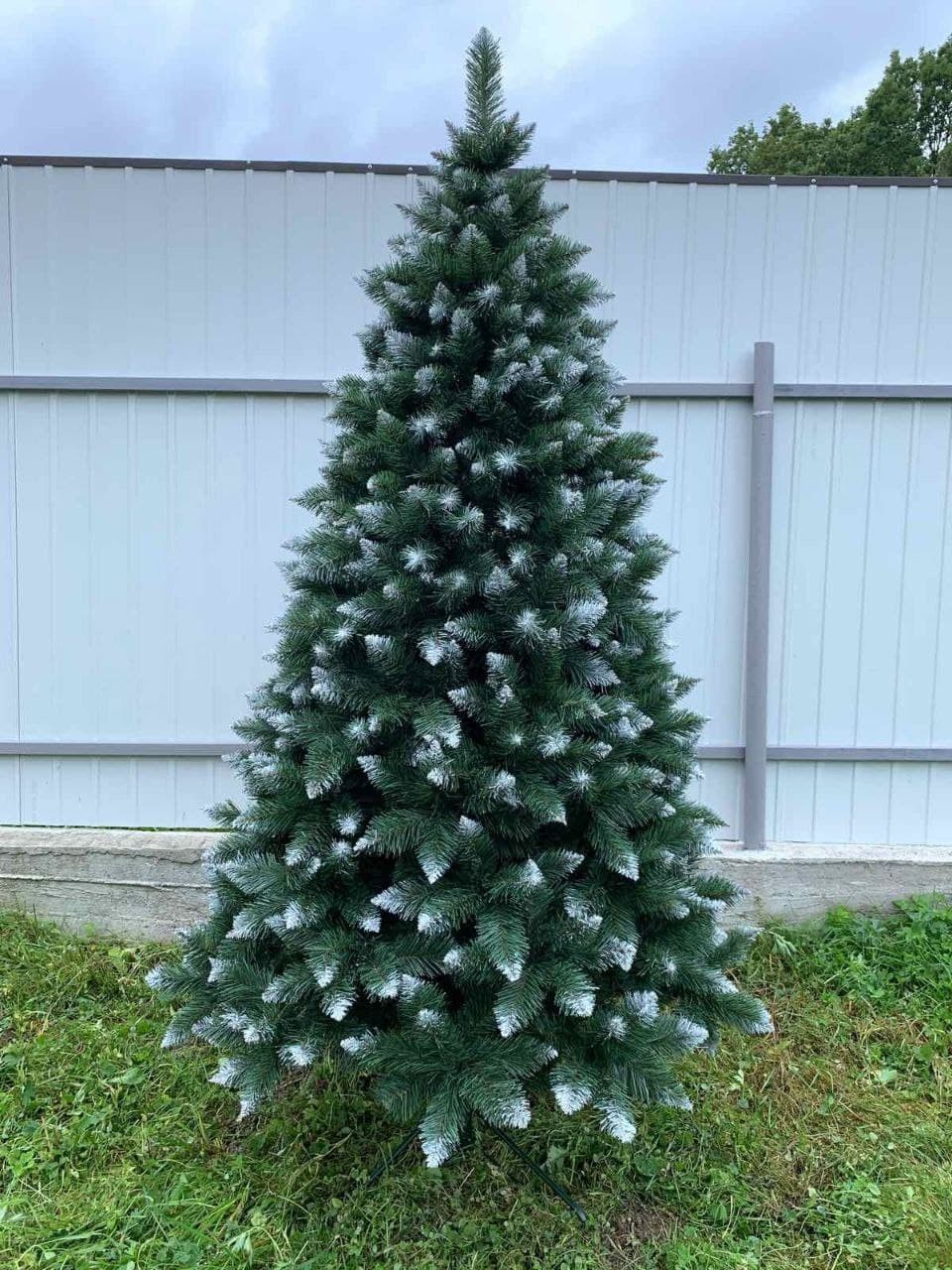 

Елка «ЕЛІТ» зеленая 2.5 м с белыми напылением