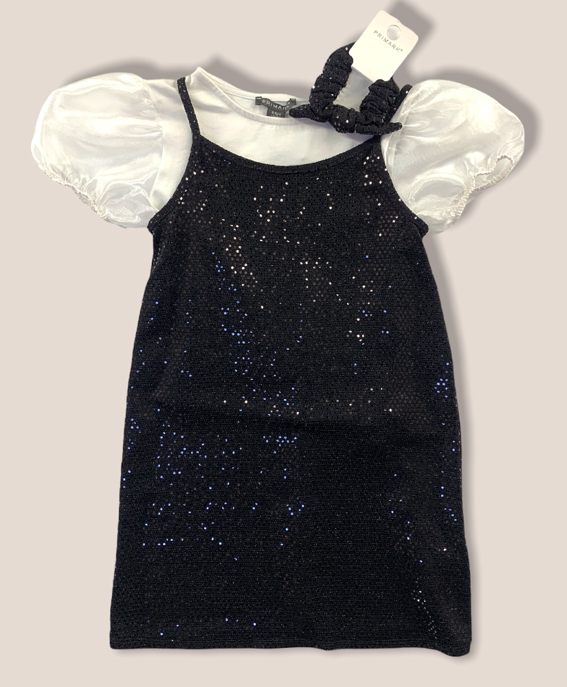 

Плаття + футболка Primark 38415 134 см Чорний