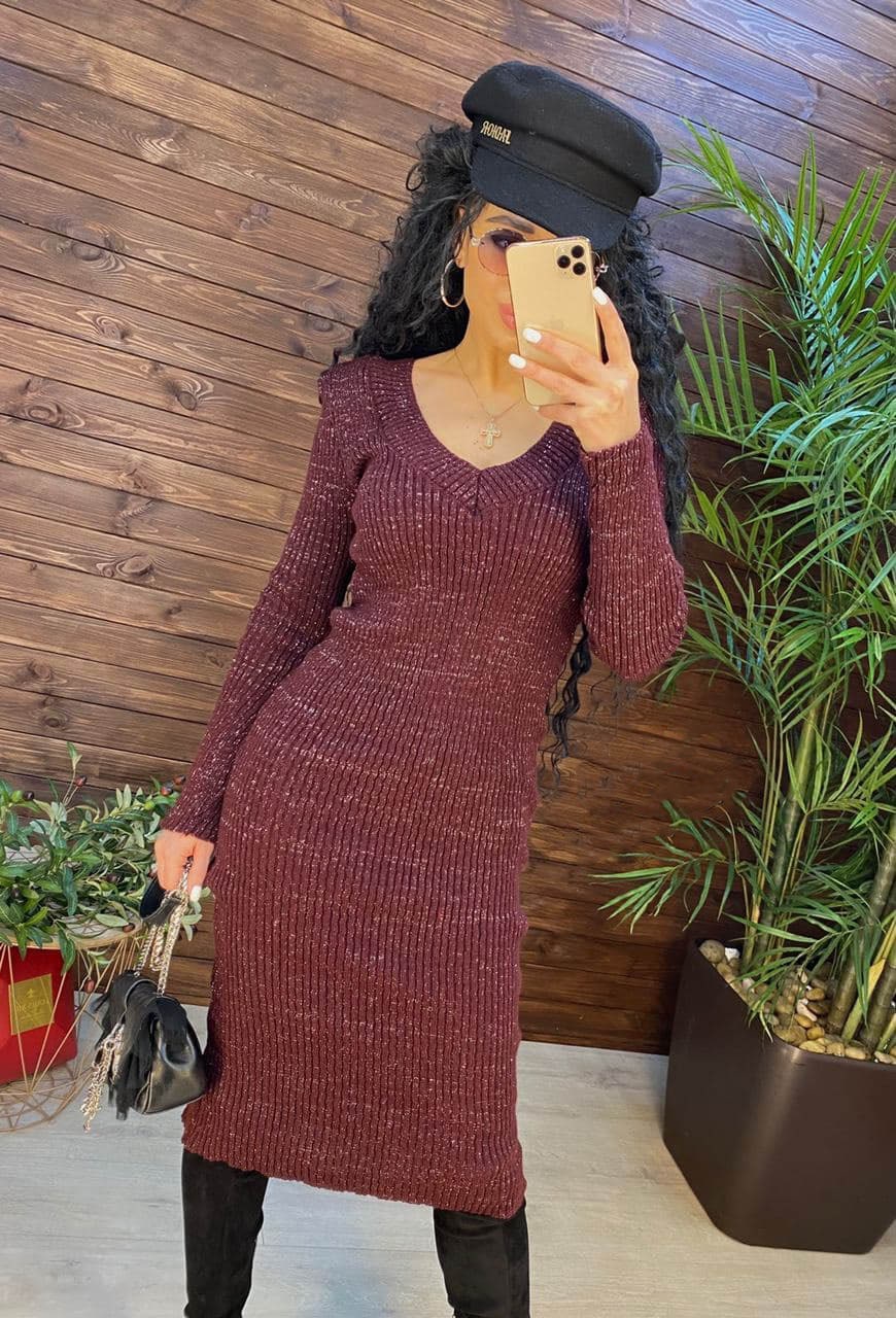 

Fashions • Платье теплое с вырезом Искра Fashions  бордовый, Fashions • Платье теплое с вырезом Искра Fashions 42-48 бордовый