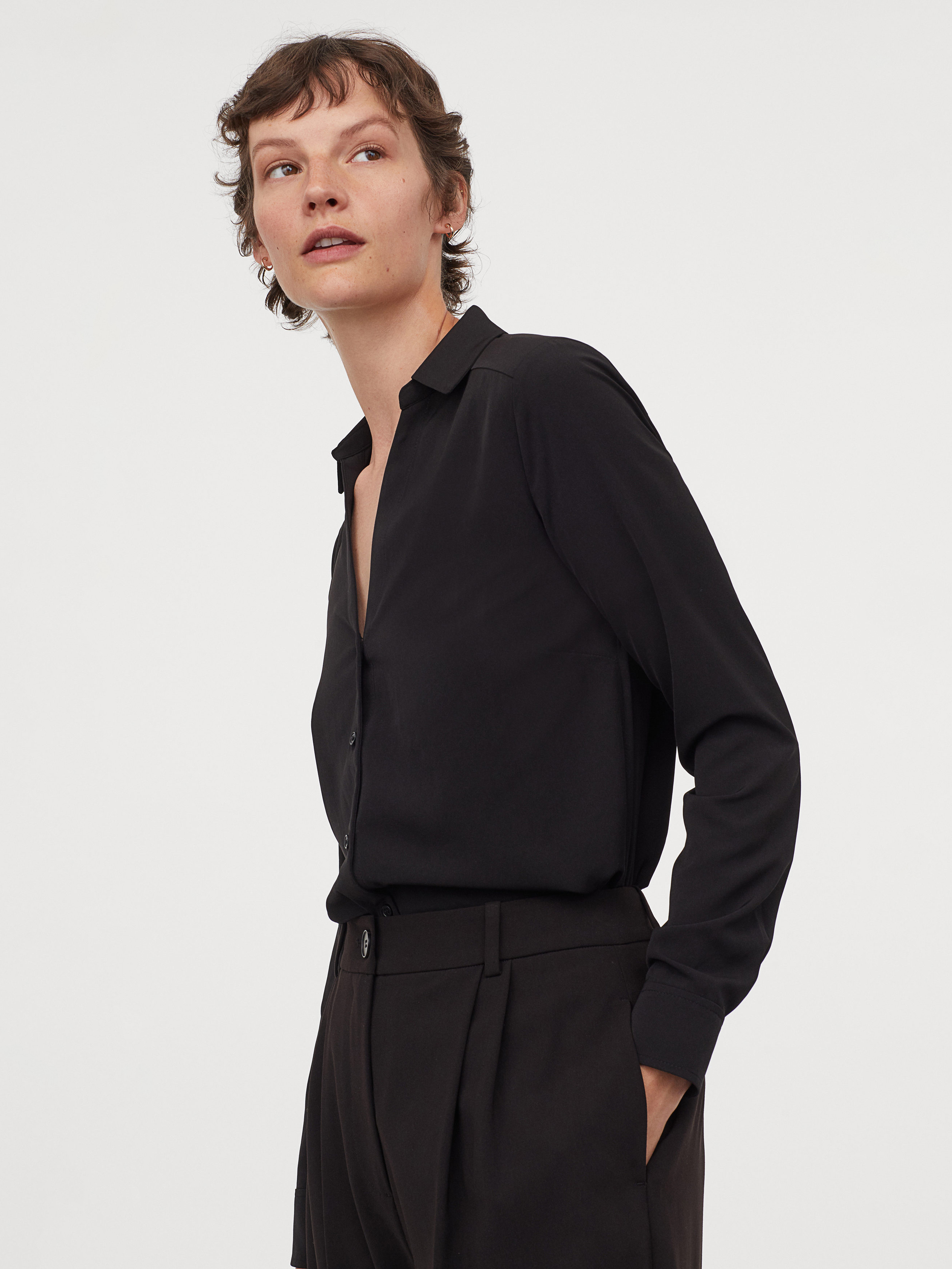 

Блузка H&M 762846b39  Черная, Блузка H&M 762846b39 34 Черная