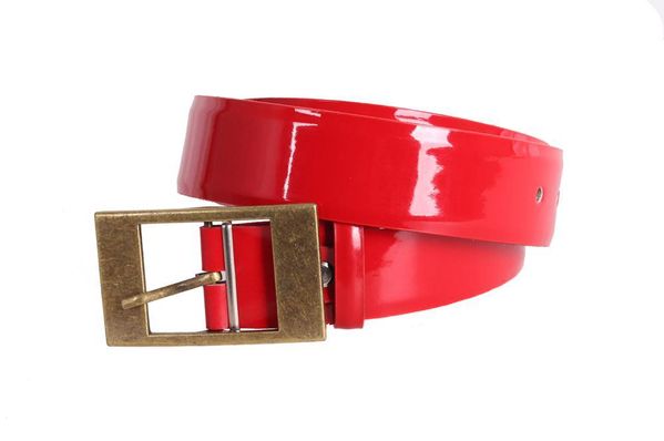 

Женский кожаный ремень с винтажной пряжкой D-Belts S0717 красный (120 см х 4 см)