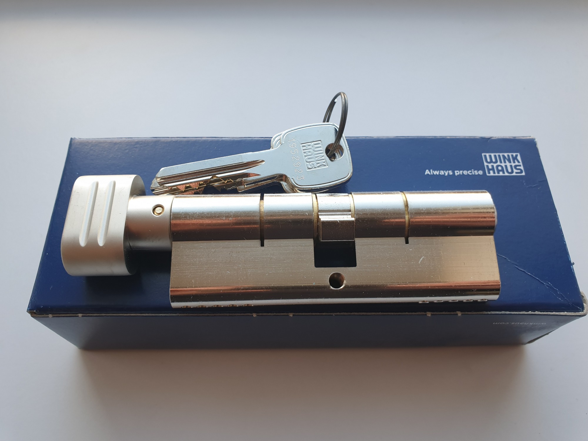 

​Цилиндр дверей WinkHaus X-pert 01 45/60В ключ-вороток