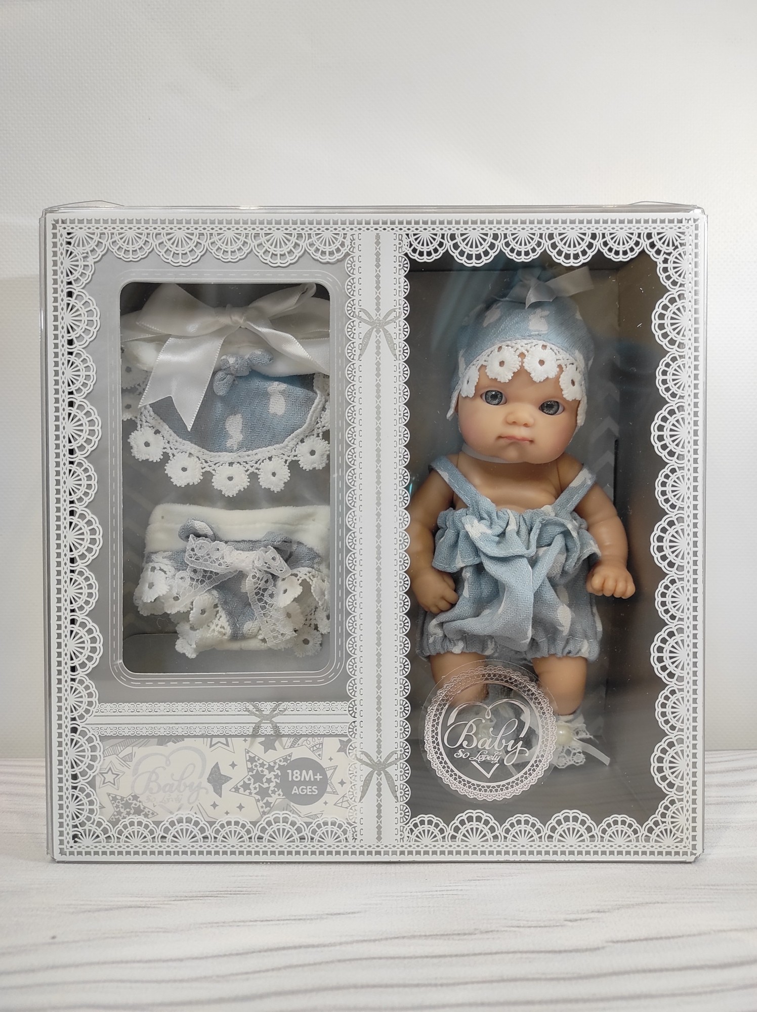 

Пупс виниловый Baby so lovely реалистичный с аксессуарами, 20см