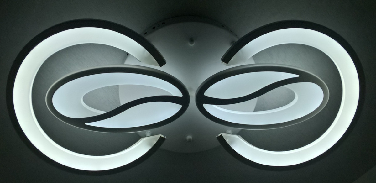 

Светодиодная потолочная LED люстра 2303/2+2-wh Белый 9х26х58 см.