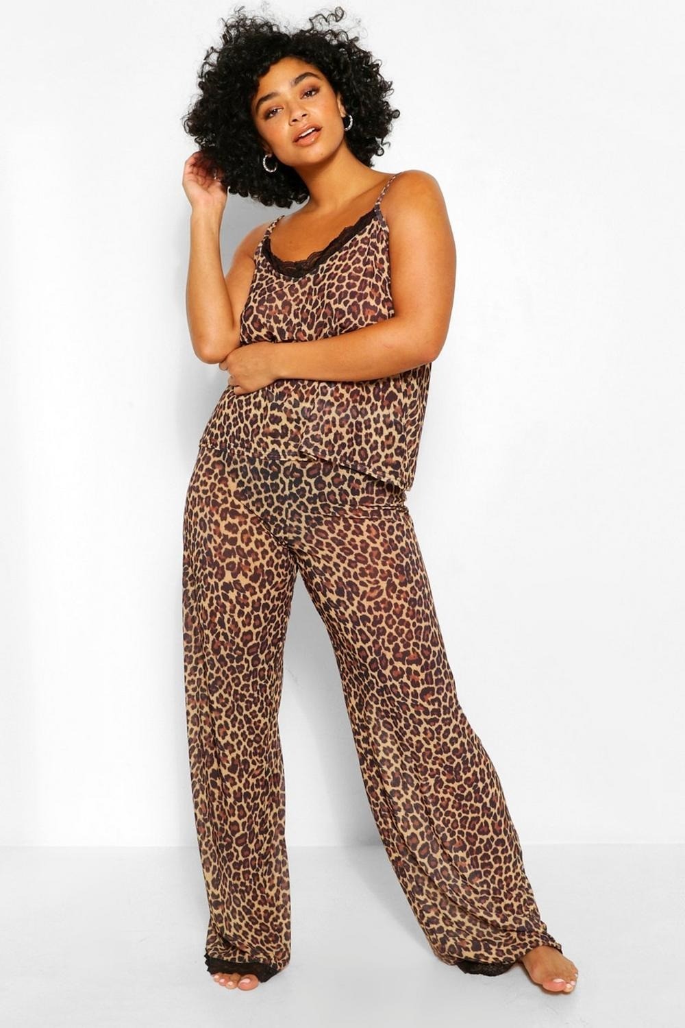 

Пижама Boohoo 48 леопард 8520123003072