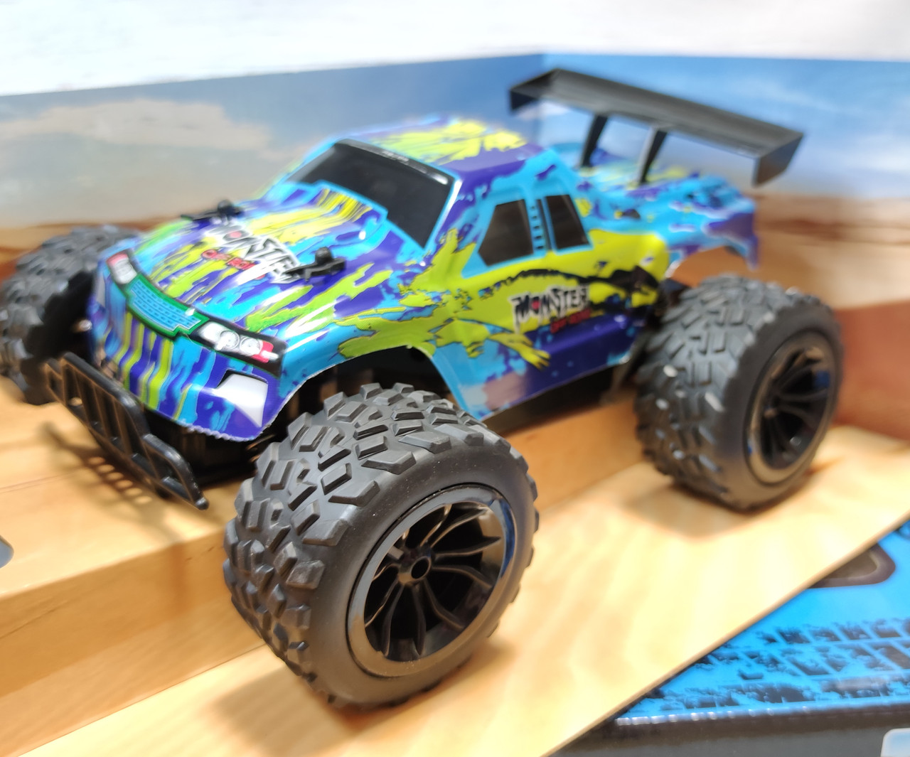

Джип на радио управлении машинка внедорожник модель Sand Monster 21см синий 1:18