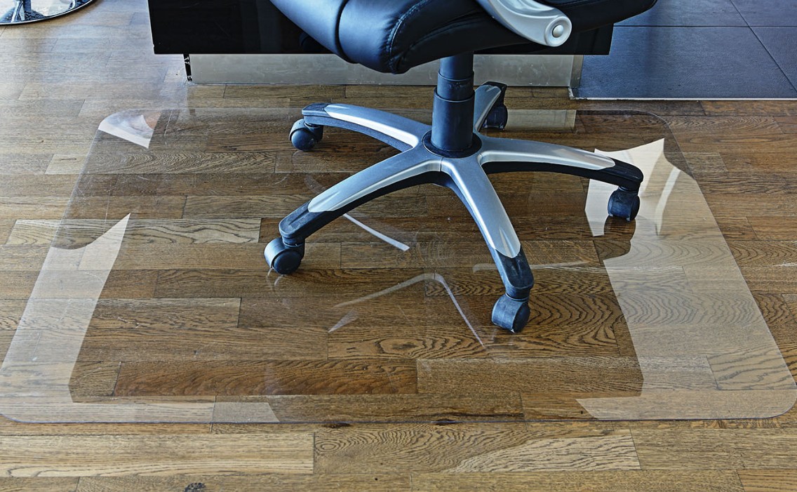 

Защитный коврик подложка под кресло 1000х1000мм Толщина 2 мм Прозрачный