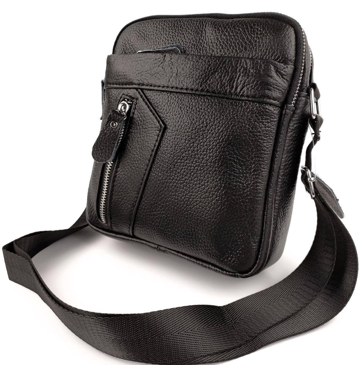 

Мужская кожаная сумка месенджер Tiding Bag 1394-NM 19 х 22 х 7 Черный