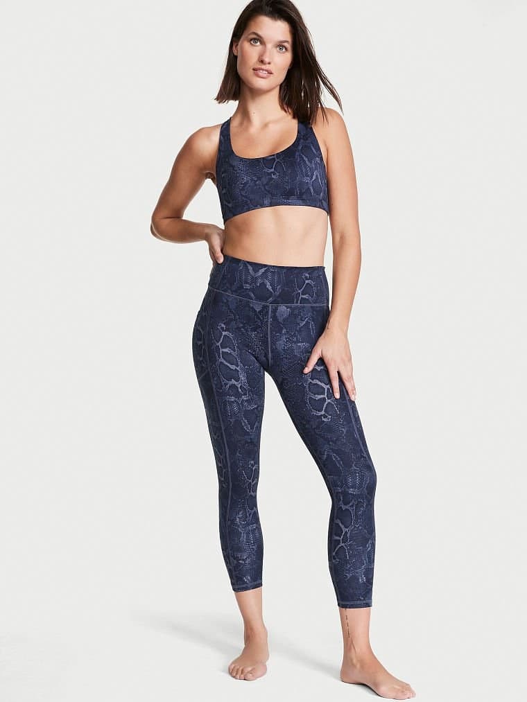 

Спортивный комплект Victoria's Secret бюст и лосины 1159757928 (Фиолетовый, L/12)