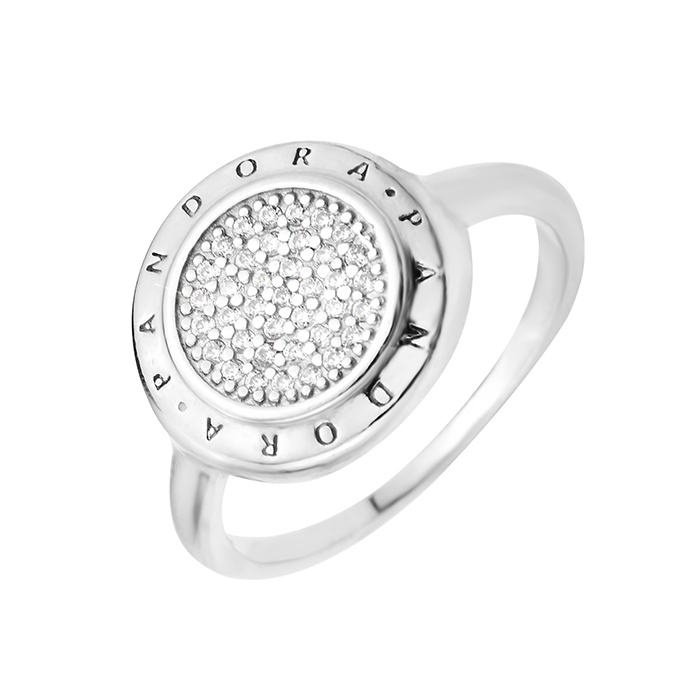 

Серебряное кольцо с усыпкой из белых фианитов в стиле Пандора 000102937 18.5 размера
