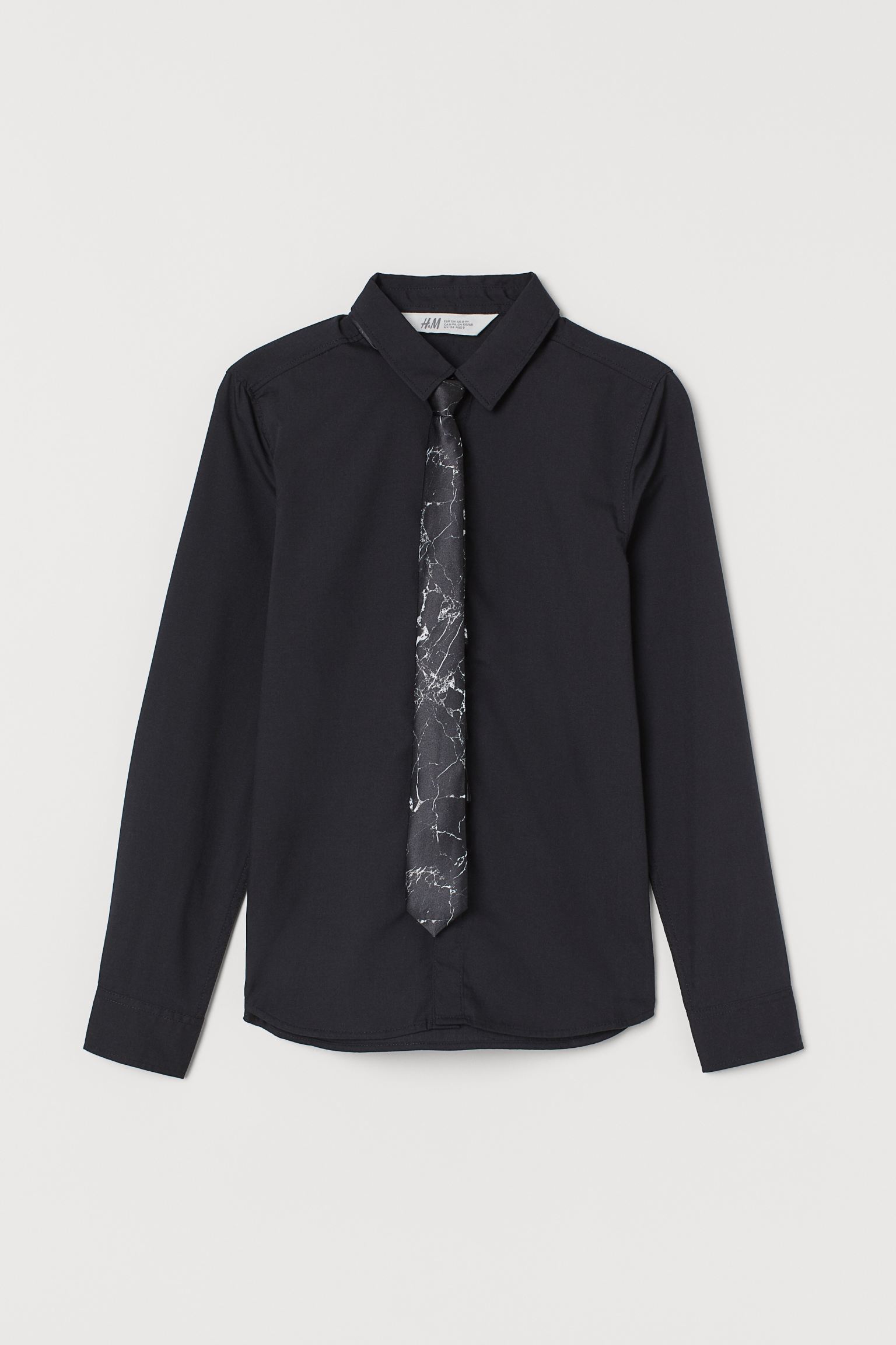 

Рубашка с галстуком H&M 140см черный 4047543440