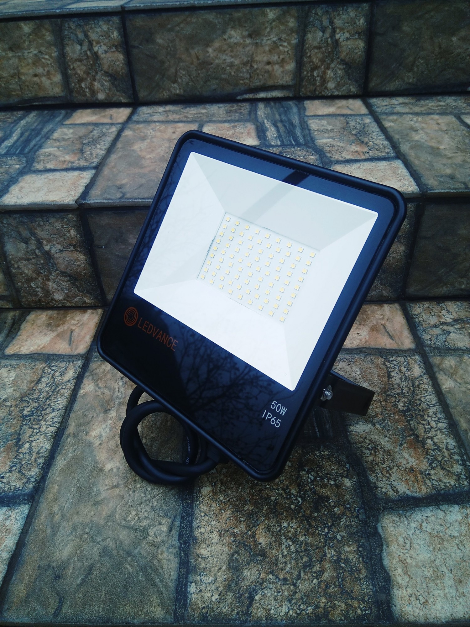 

Прожектор светодиодный OSRAM LEDVANCE ECO CLASS FLOODLIGHT G2 50W 865 230V BK черный