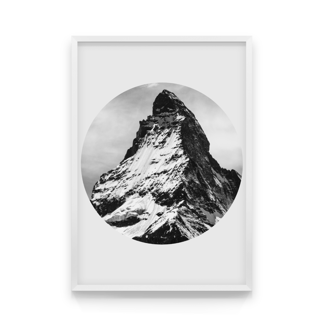 

Постер в рамке LONELY MOUNTAIN 40x50 см