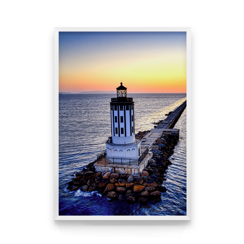 

Постер в рамке ОДИНОКИЙ МАЯК 40x50 см