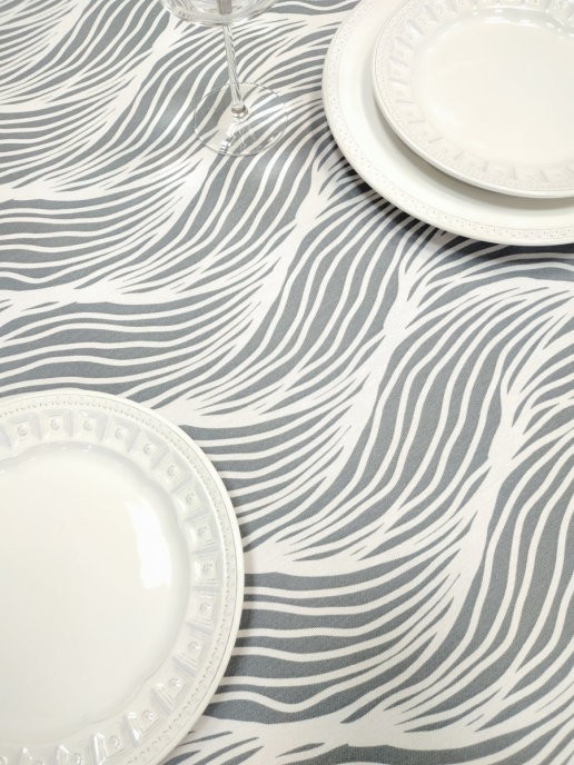 

Тефлоновая скатерть Delight Симфония 130х190 см