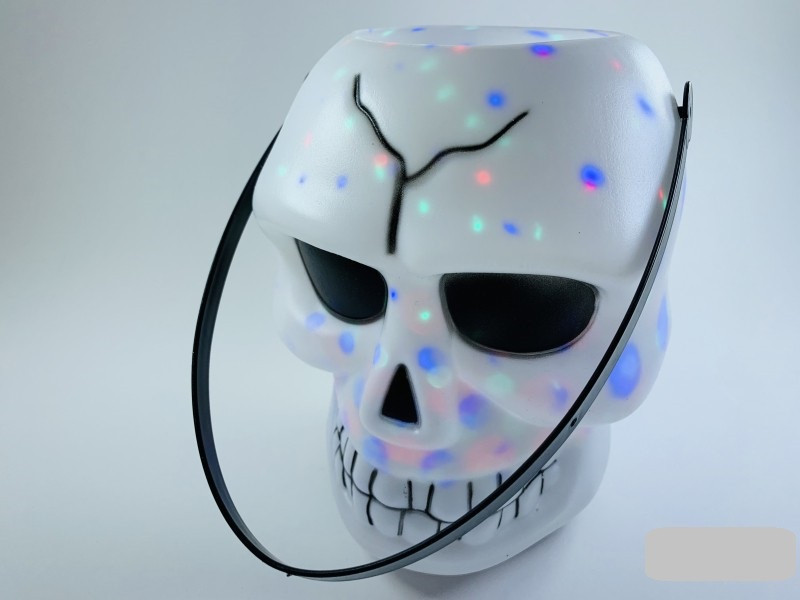 

Череп Стробоскоп смеющийся на Хэллоуин Halloween L 18 см