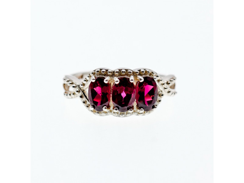 

Серебряное кольцо с альмандином Натуральный Sky Jewelry 003598