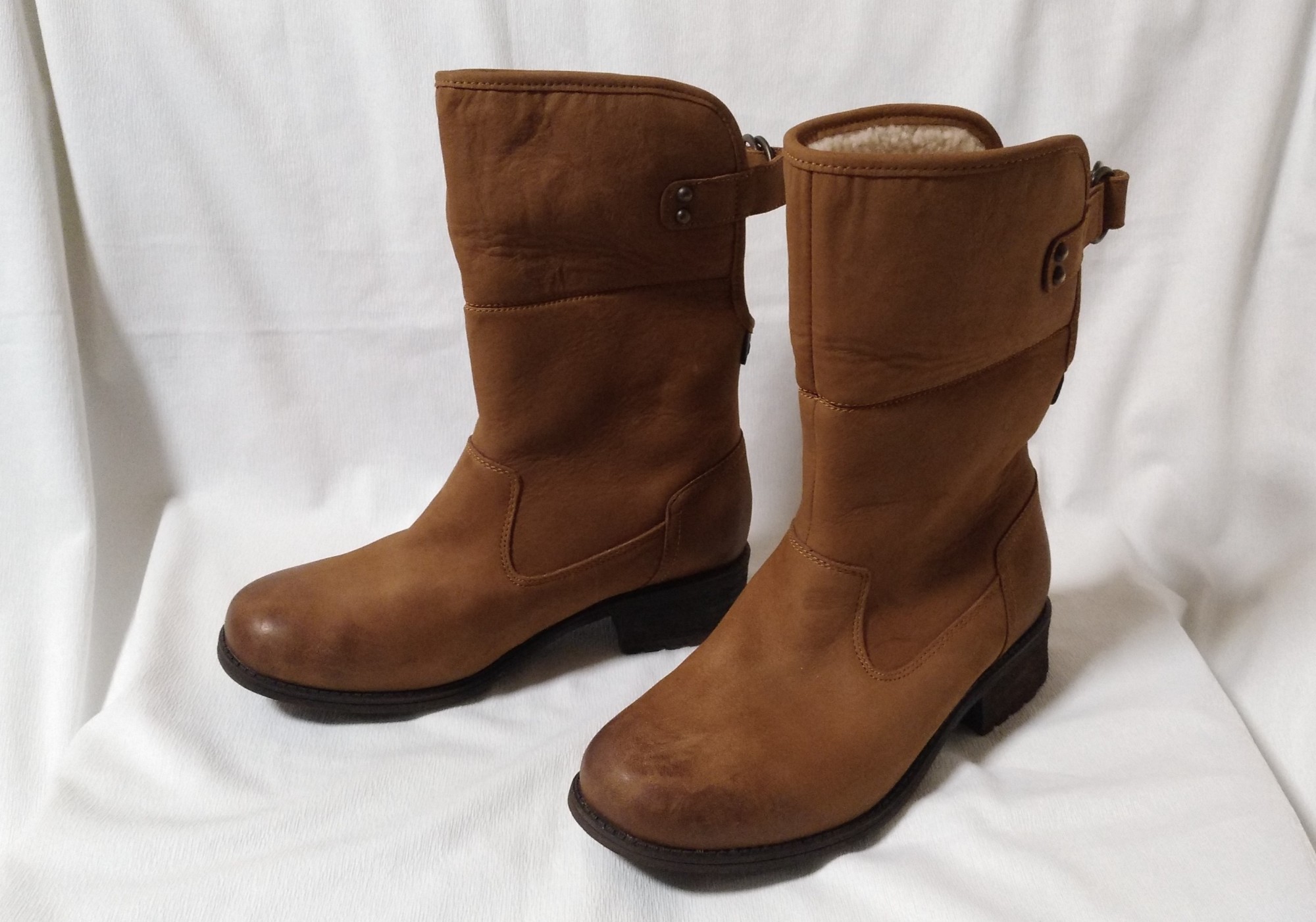

Сапоги женские зимние кожаные угги UGG 37р коричневые 20-00571