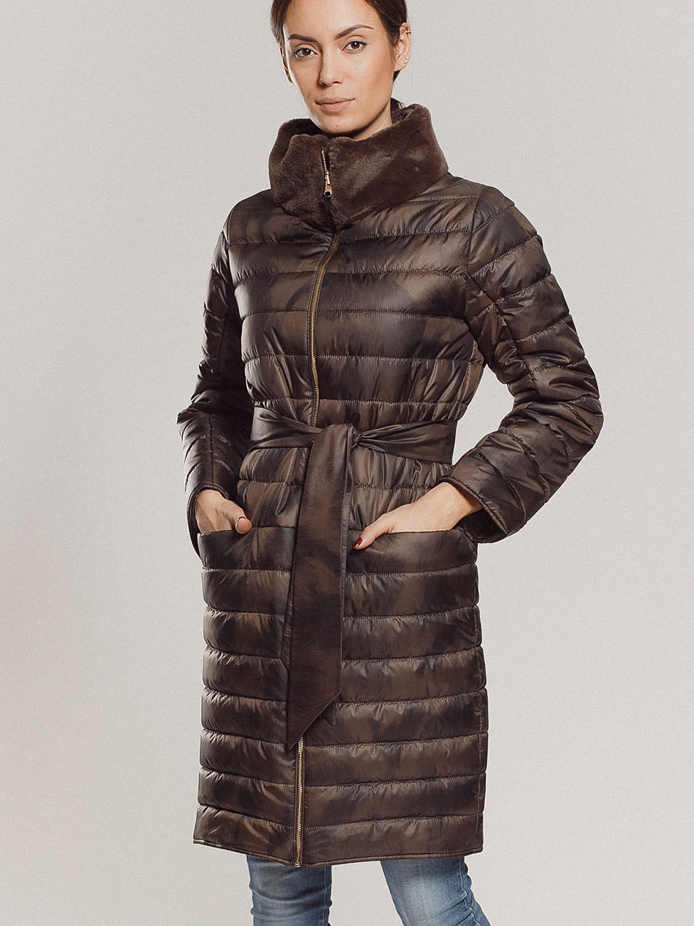 Акція на Куртка зимова жіноча Esmeralda 7409-1 38 Коричнева від Rozetka