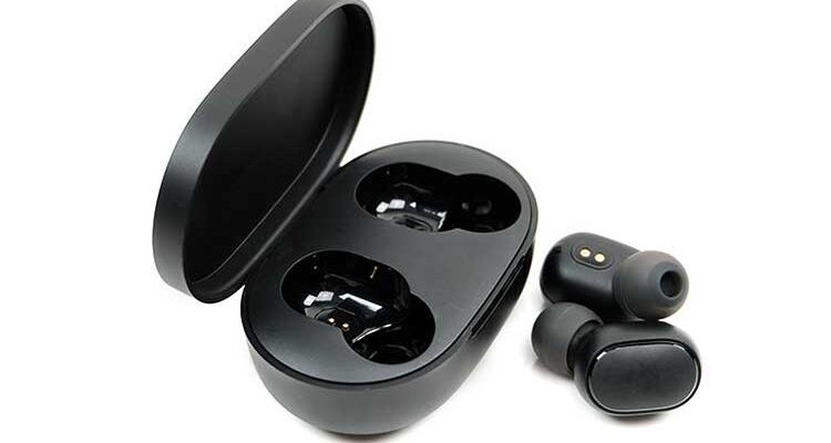 

Наушники беспроводные MDR Bluetooth AirDots в кейсе Черные 9620