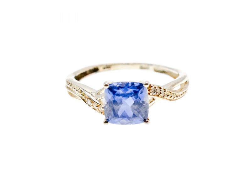 

Серебряное кольцо с иолитом Нежность Натуральный Sky Jewelry 002478